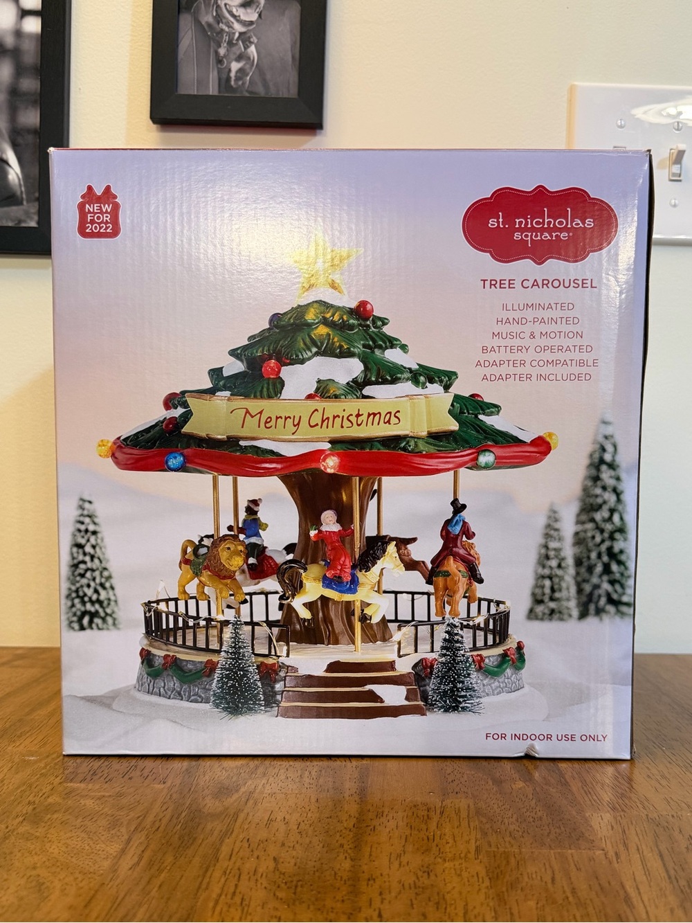 St Nicholas Square Tree Carousel 2022 Musical Animated Lighted Christmas Village - Picture 4 of 12